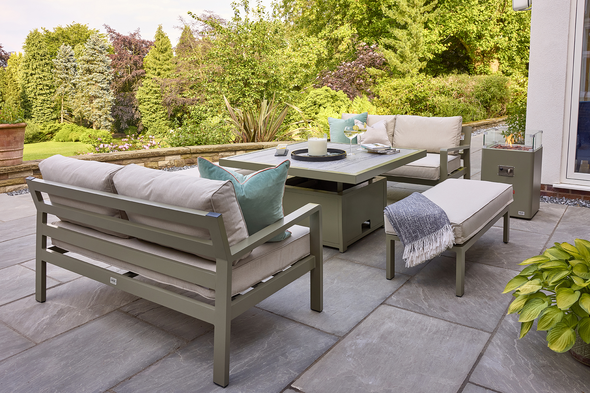 all-weather garden furniture