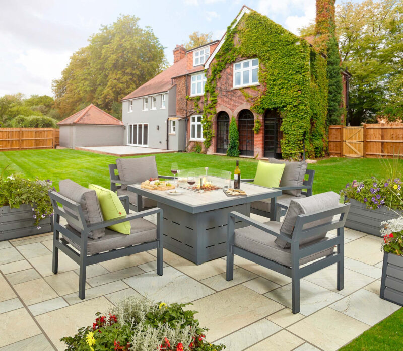 garden furniture set