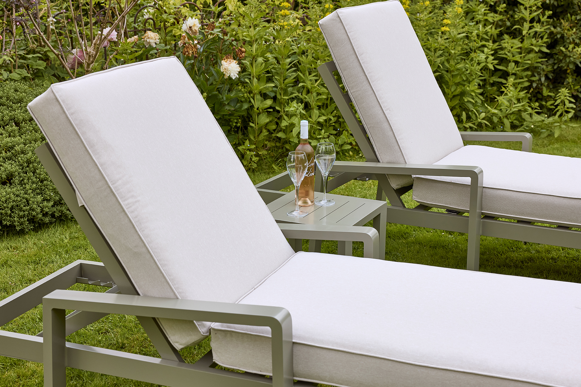 garden lounger set